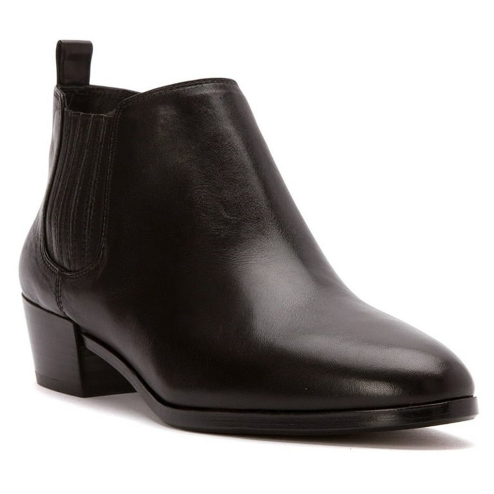 MICHAEL Michael Kors Shaw Flat Leather Short Heel Chelsea Boots (size 8.5)